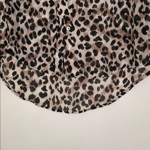 H&M Tops - Cheetah blouse H&M Tops - Cheetah blouse